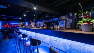 CASTLE PLUS 酒吧店家照片