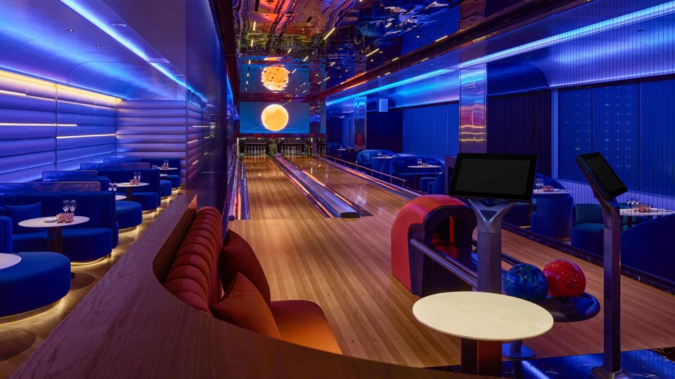 Rolling Bar 酒吧店家照片